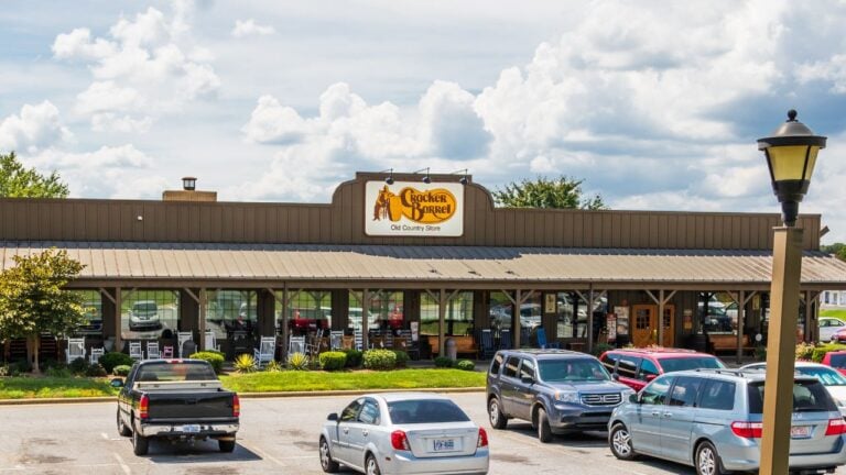 8 Cracker Barrel Money-Saving Moves North Carolina Diners Forget to Ask For