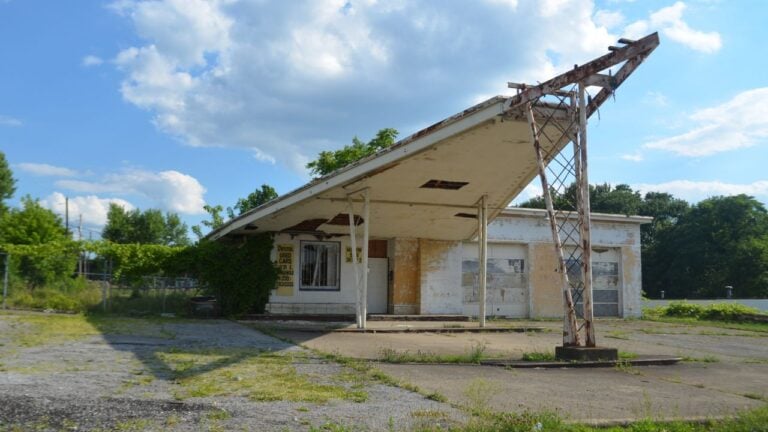 5 Ohio Towns That Were Booming 40 Years Ago and Sit Nearly Empty Now
