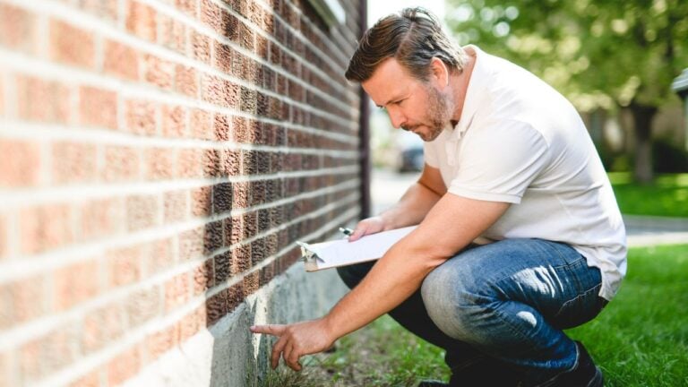 9 Things North Carolina Home Inspectors Notice That Buyers Never Do