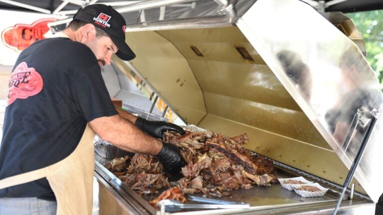 8 North Carolina Barbecue Rules Outsiders Break at Every Cookout
