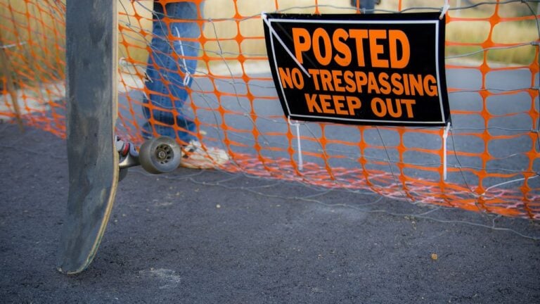 9 North Carolina Squatter Laws That Leave Homeowners With No Quick Fix