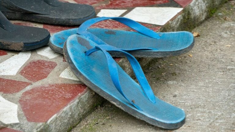 12 Things Georgians Should Toss From Their Closet Before Fall
