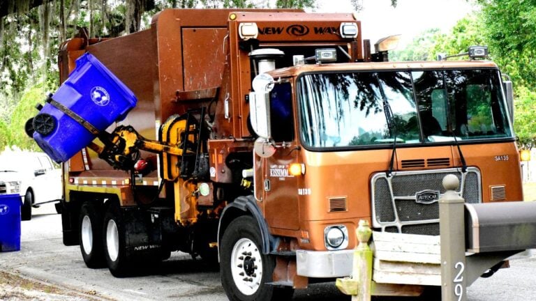 10 Things Your Florida Garbage Collector Wants You to Know