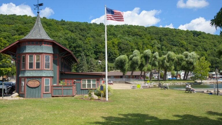 8 Upstate New York Towns Even New Yorkers Forget Exist