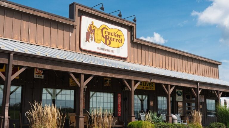 9 Cracker Barrel Traditions That Have Disappeared