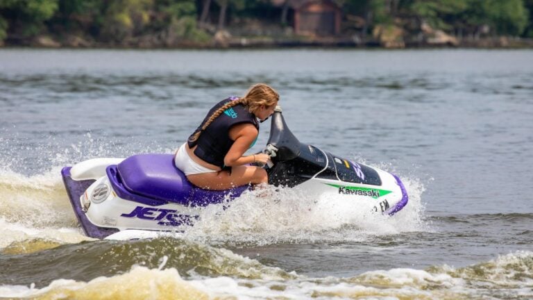 9 Virginia Boating Rules That Cost Newcomers a Fine