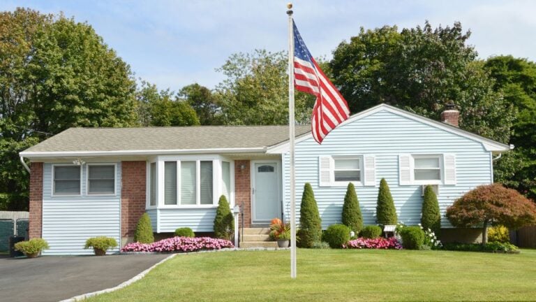 9 Texas HOA Rules Owners Find Out About After They Buy