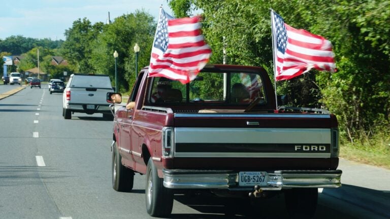 9 Virginia Backroads Locals Take to Skip the Interstate