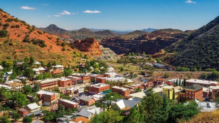 8 Arizona Towns That Feel Like They Belong in Another State