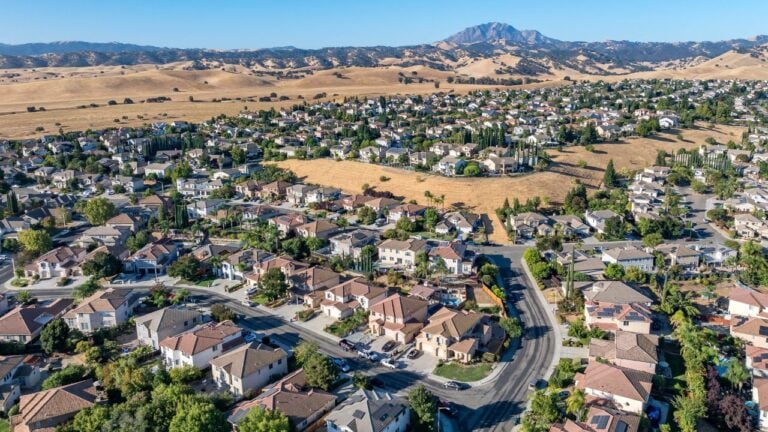 9 California Neighborhood HOA Fines Homeowners Never See Coming