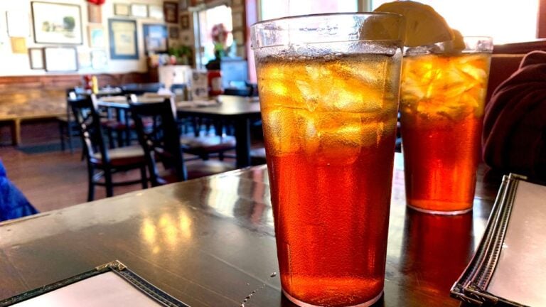 8 Sweet Tea Rules Out-of-Staters Break at Every Alabama Cookout