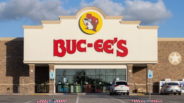 8 Ways Out-of-Staters Break Buc-ee’s Etiquette Before They Reach the Brisket