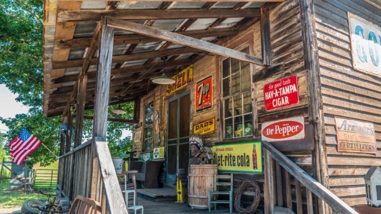 8 Things North Carolina Small Towns Still Do That the Rest of the Country Gave Up On