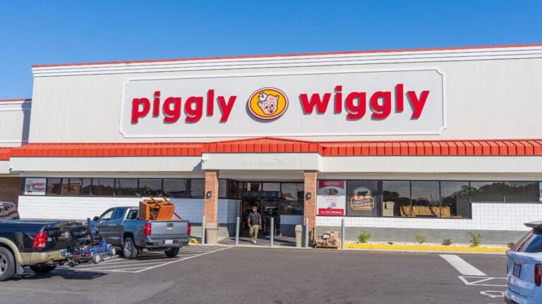 5 Things South Carolina Shoppers Order Wrong at Piggly Wiggly’s Bakery