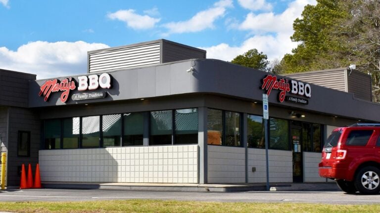 8 North Carolina Barbecue Rules Out-of-Staters Break at Their Own Risk