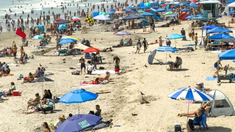 6 Unwritten California Beach Rules Tourists Break Within an Hour
