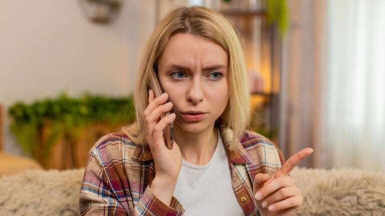8 Phone Scams That Keep Working on Ohio Residents