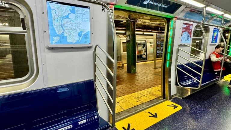8 Unwritten New York City Subway Rules Nobody Explains to Visitors