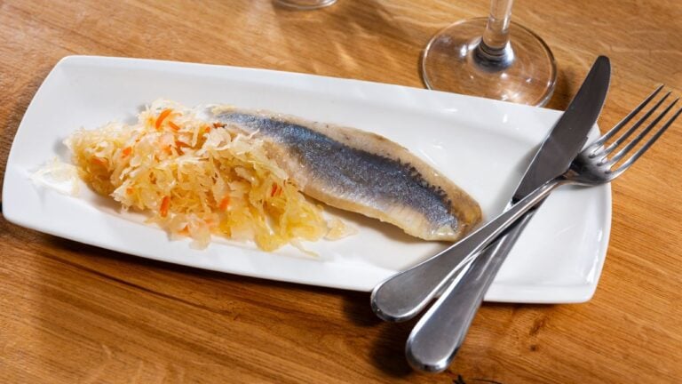 2 Foods North Dakota Tourists Push Around Their Plates Instead of Eating