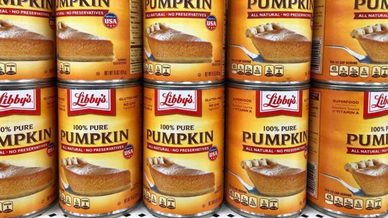 9 Items Floridians Are Better Off Buying at Walmart Than Publix