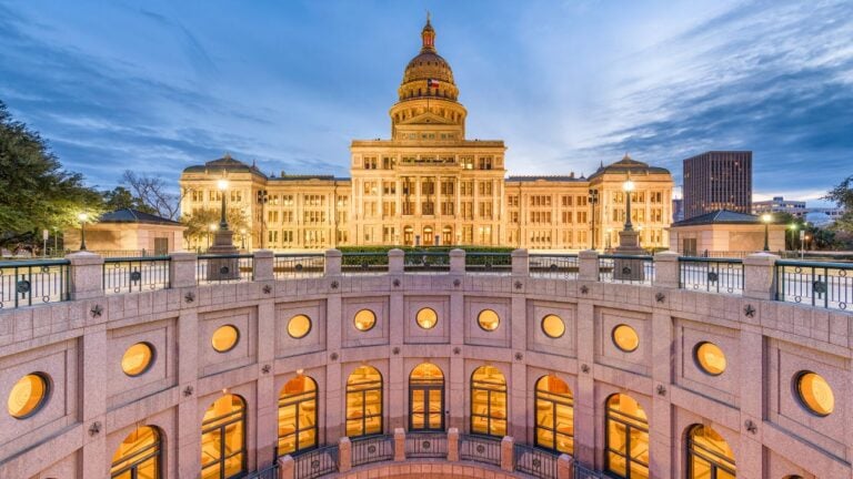 6 Perks Texas Lawmakers Collect That Their $7,200 Salary Doesn’t Show