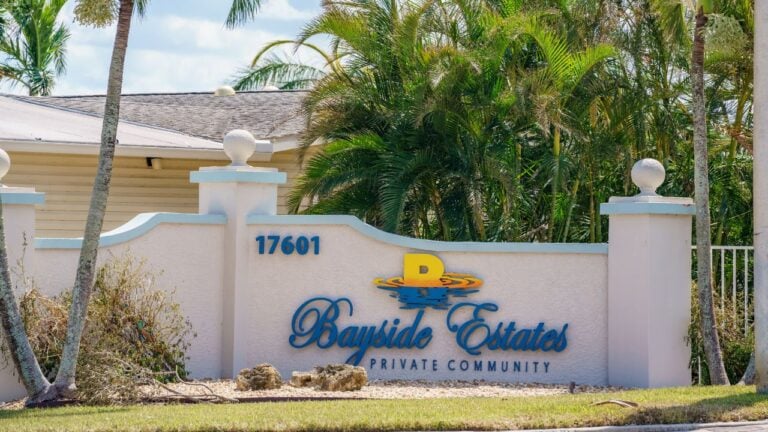 What Happens If You Don’t Pay an HOA Fine in Florida?