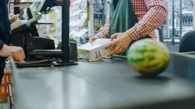 7 Things H-E-B Employees Wish Texans Knew Before They Get in Line