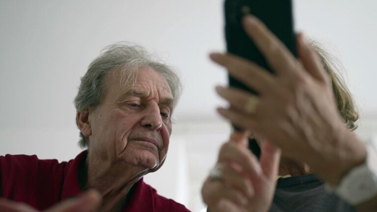 6 Smartphone Settings Many Ohioans Over 50 Don’t Realize Are Turned On
