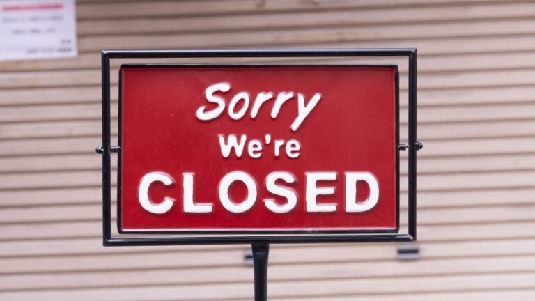 6 Restaurant Chains Shutting Texas Locations in 2026