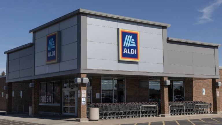 7 Things Aldi Employees Know About the Store That Pennsylvanians Don’t