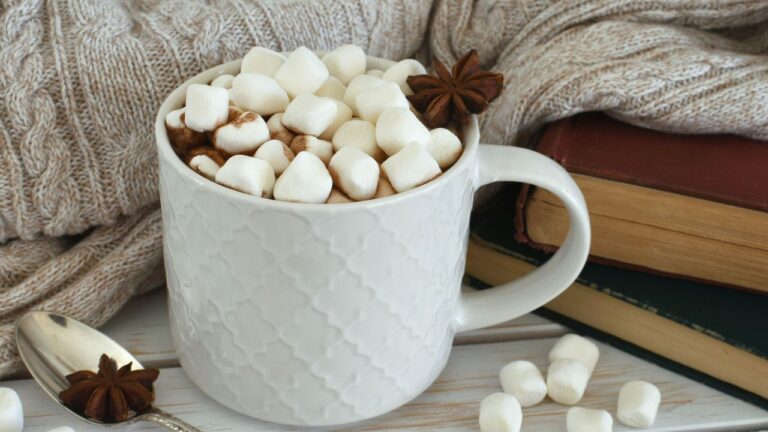 9 Things Pennsylvanians Do the First Cold Weekend That Southerners Find Excessive