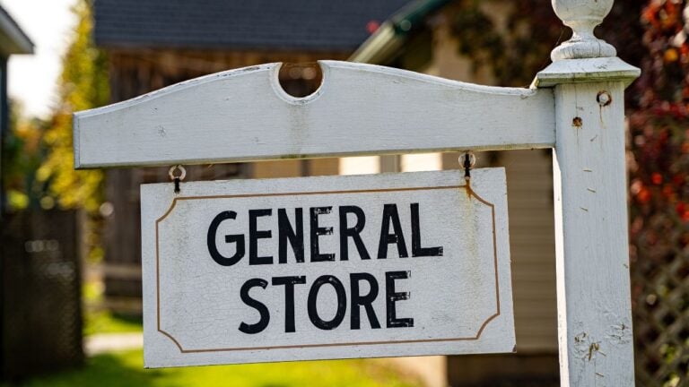8 Old Vermont General Store Habits That Still Feel Normal Today
