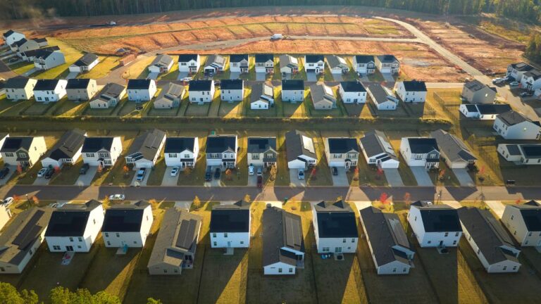 8 Things a Missouri HOA May Have More Power to Control Than Owners Realize