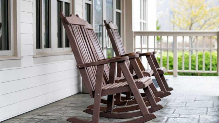 5 Front Porch Habits That Give Away an Arkansas Local
