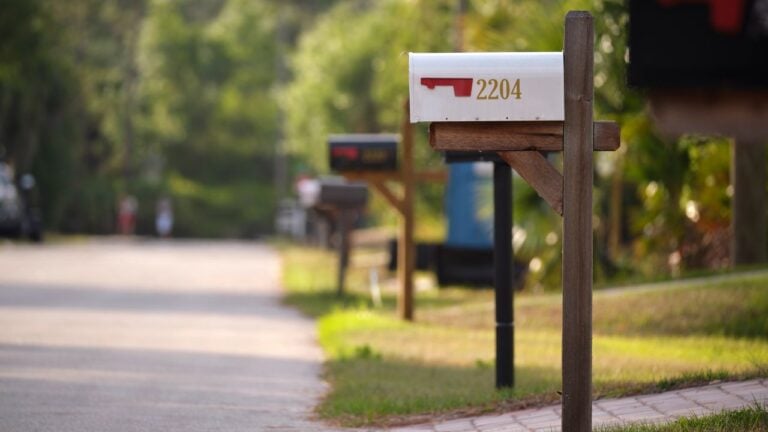 10 Mailbox Habits That Frustrate Ohio Postal Workers
