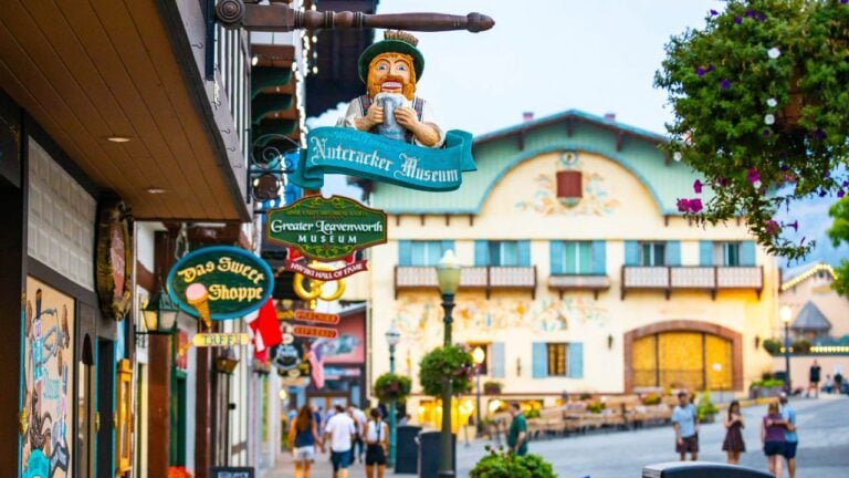 8 Washington Trips That Get Better the Week the Crowds Leave