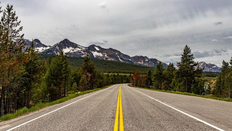 6 Idaho Drives Idahoans Should Take Before Winter Closes Them