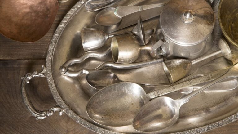 7 Things From an Arizona Grandparent’s House Worth More Than You’d Guess