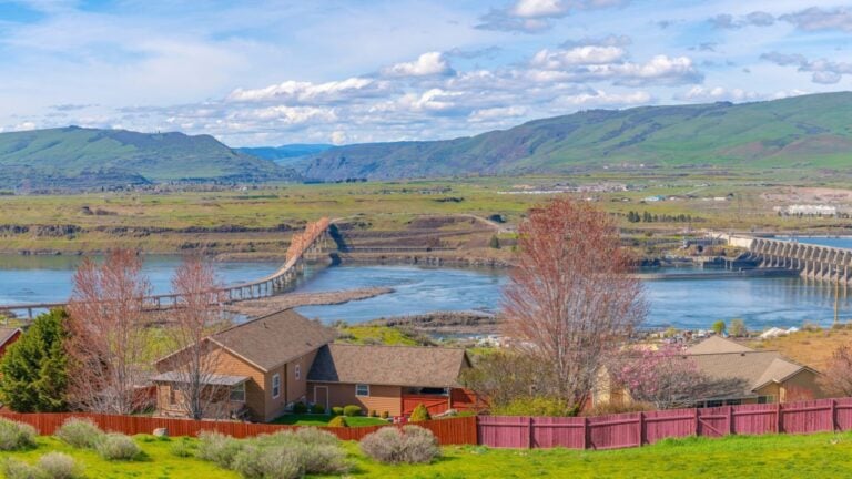 7 Land Use Rules That Surprise New Oregon Property Owners