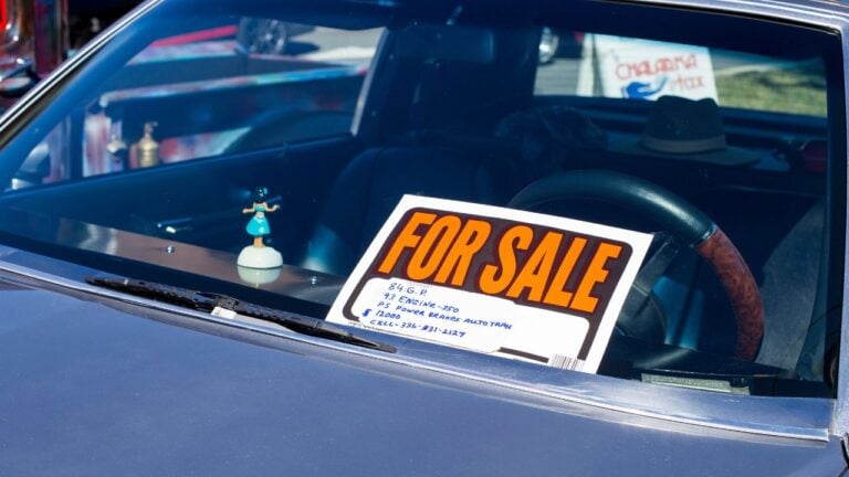 5 Documents You Need to Sell a Car Privately in Michigan