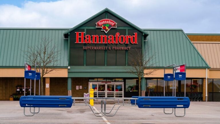 8 Hannaford Mistakes Mainers Repeat Every Week