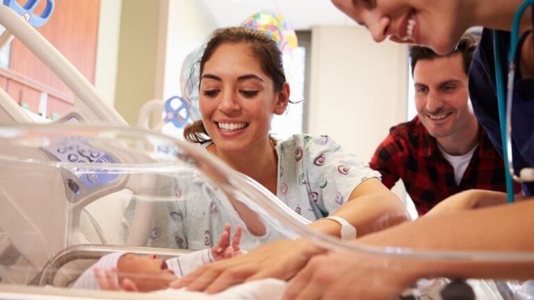 6 Things Delawareans Should Never Do When Meeting a New Baby