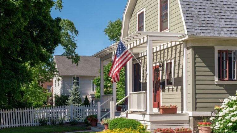 6 Things an Ohio HOA Can’t Fine You For, No Matter What the Bylaws Say