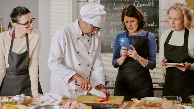 5 Free Publix Aprons Cooking Classes That Didn’t Close With Florida’s Classrooms