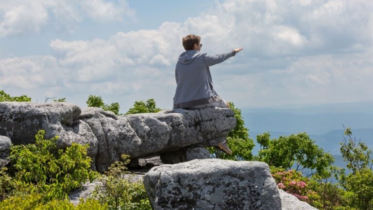 5 West Virginia Overlooks That Aren’t Worth the Leaf Season Traffic