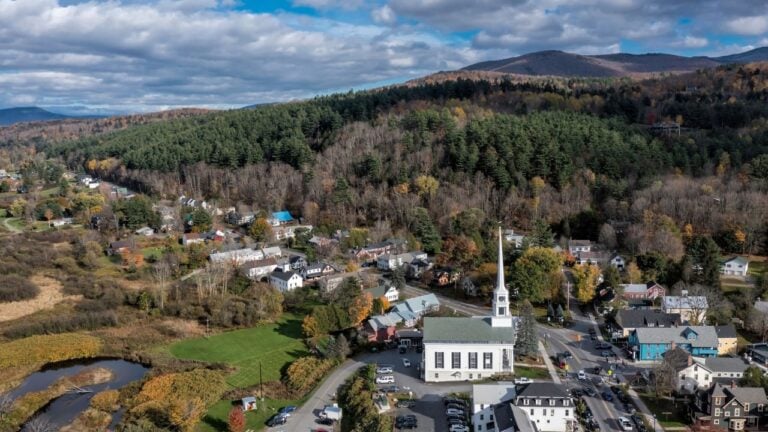 5 Vermont Towns That Run Out of Parking Every Foliage Season