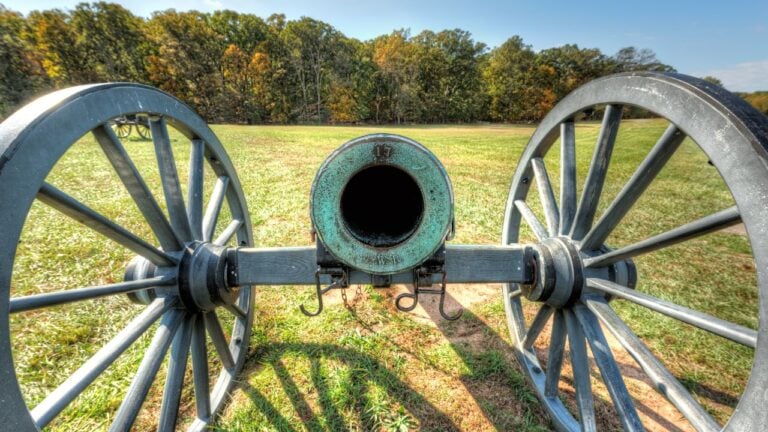 8 Virginia Battlefield Towns Worth More Than a Drive-Through