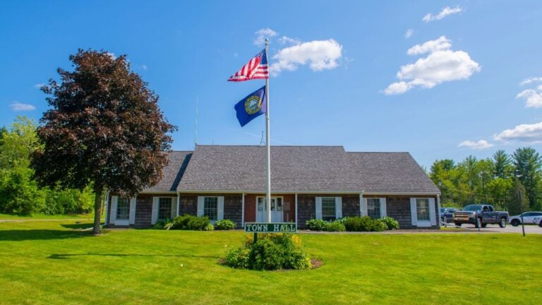 6 Town Meeting Habits That Give Away a Lifelong New Hampshirite