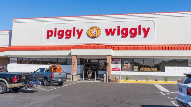 5 Secrets Piggly Wiggly Employees Wish Georgians Knew