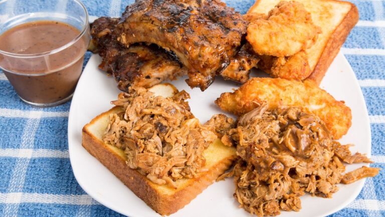 9 Restaurant Chains That Only Make Sense in South Carolina